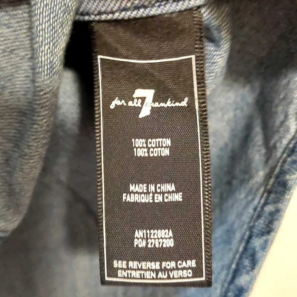 7 For All Man Kind Women's Flared Sleeve Button-Down Denim Shirt NWT Size S - Picture 11 of 12